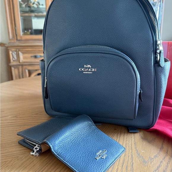 black leather expandable backpack Crazy Horse - volume:26 NBLUE Handles are comfortable with Raggio Alabaster Box-White -